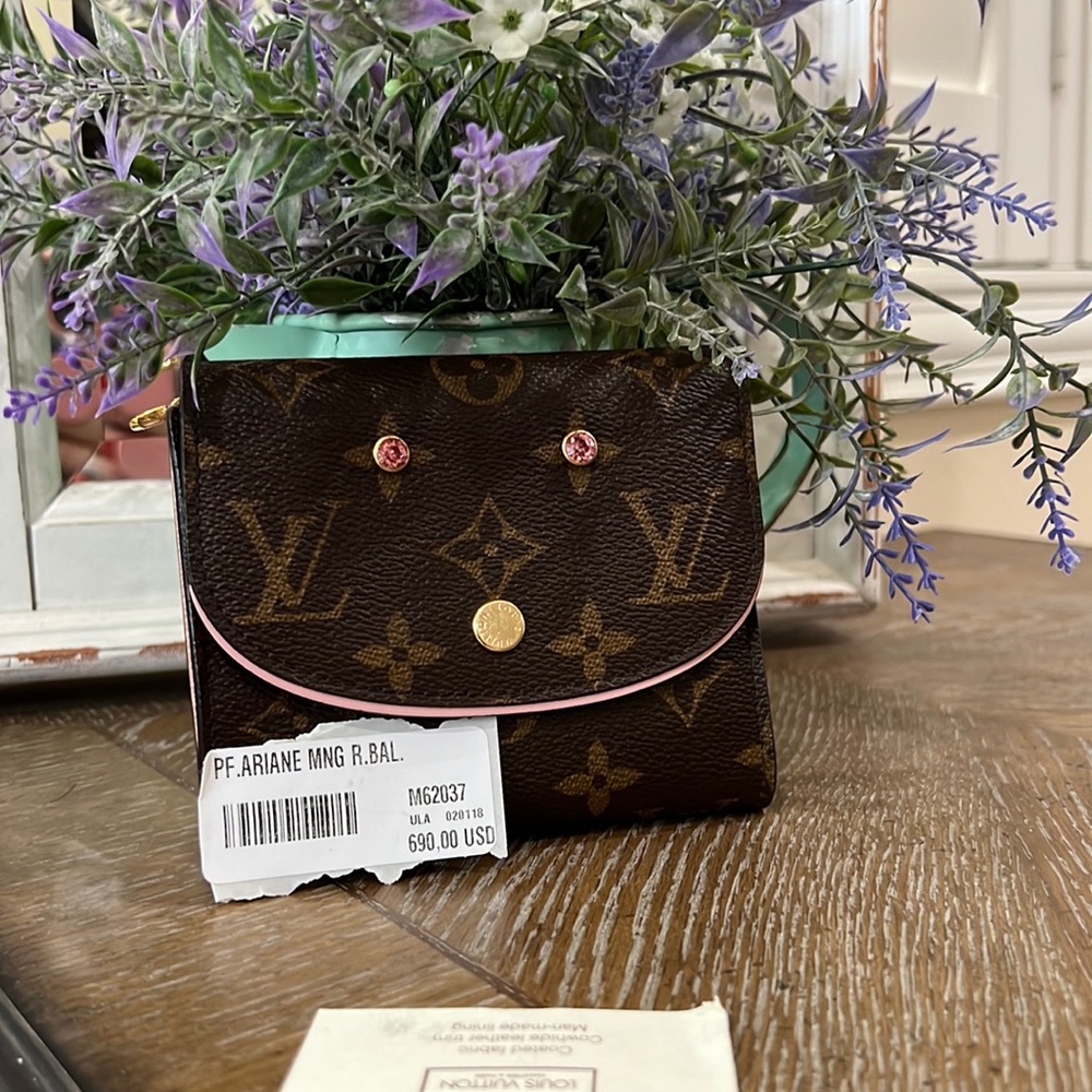 ‼️SOLD ‼️ LV PF.ARIANE MNG WALLET